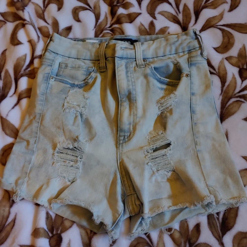 Super High Rise Curvey shorts 3"